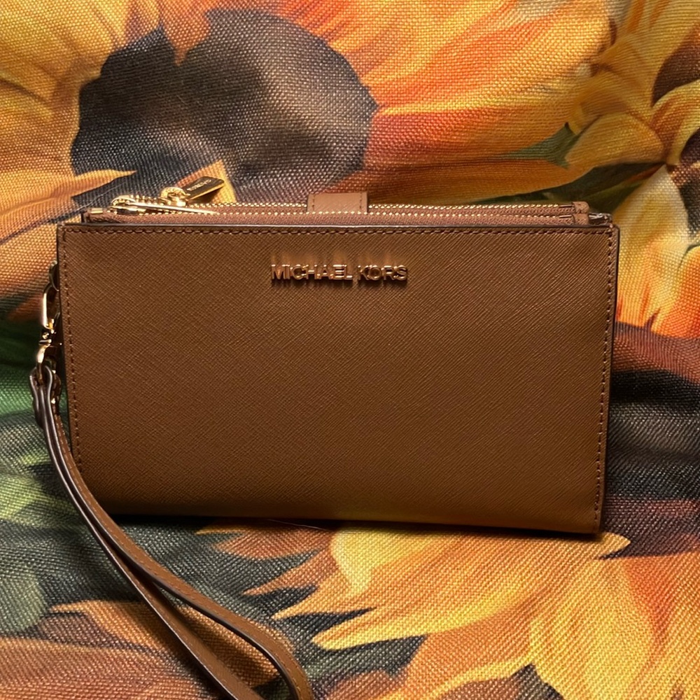 Michael Kors Brown Leather Wristlet Clutch with Minimalist Design